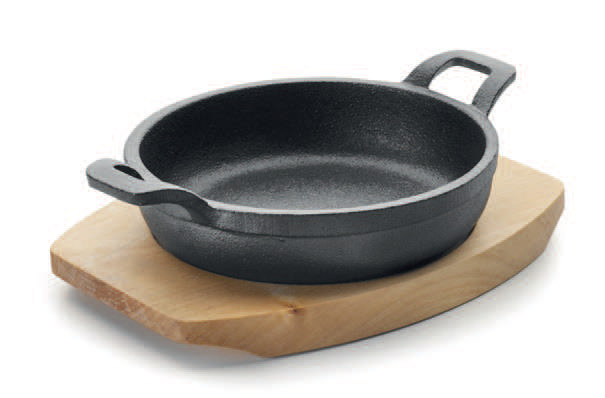 CACAROLA FERRO FUNDIDO 18.5 CM C BASE MADEIRA